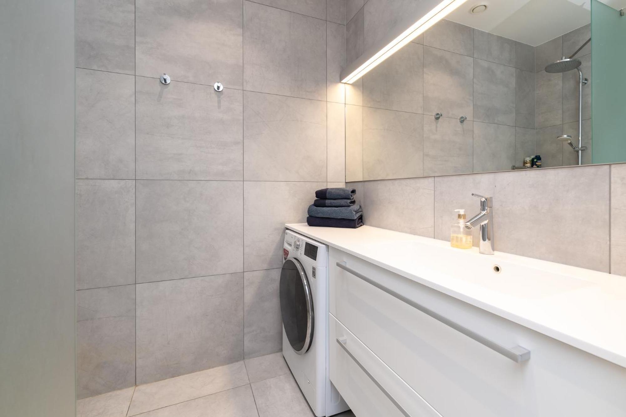 Woho Luxury Appartments Talin Exterior foto